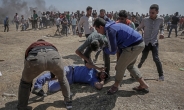 이스라엘, 팔 시위대에 총격 55명 사망·2700여명 부상