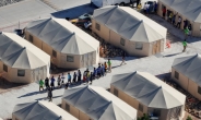 美 국방부, 군 기지에 밀입국 아동 2만명 수용키로