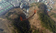 순천 봉화산 ‘출렁다리’ 특혜 의혹…환경운동연합 1인시위 돌입
