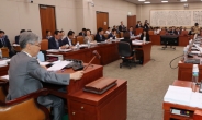 20대 국회 후반기 첫 법사위, ‘상원’ 오명 벗나