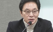 정두언 “문 지지율 20%대 추락할 것…한국당엔 대선 주자 안보여”