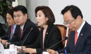 역공 시작한 한국당 “‘윤리위 제소’로 야당 겁박한 홍영표도 제소”