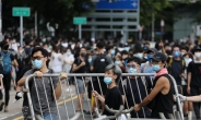 홍콩 시위대, 입법회 대거 진입해 의사당 점거…사상 초유