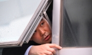 ‘채이배 감금’ 한국당 의원 4人에 2차 경찰 출석 통보