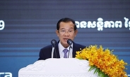 중국인들 ‘캄보디아 대탈출’…훈센 총리 ‘온라인 도박 금지령’ 효과