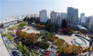 인천시청 앞마당 ‘인천애(愛)뜰’ 개장… 34년만에 시민에게 개방