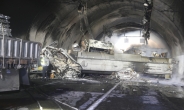 순천-완주고속도로 터널사고 사망자 늘어…3명 사망·43명 부상