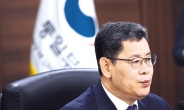 김연철 “北 개별관광 등 논의 재개시점 고민 중”