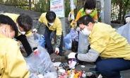 염태영 수원시장, 직접 쓰레기 분리작업자 변신…‘에코스테이션’ 설치
