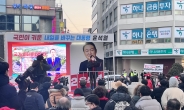 광주 간 이준석 “호남 토호 정치 카르텔 깨야…與에 경종 울려달라”