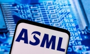 경기침체에도 네덜란드 ASML 첨단 장비 주문 역대 최대…왜?