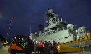 해군 ‘24시간 탄약 지원 이상무’…UFS 일환 야간 탄약 적재훈련