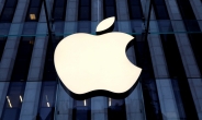 애플, 고급 노트북 '맥북 프로' 출시…한국 출시 일정은 미정