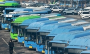 정부 동결 압박에…서울시 버스·지하철 요금인상 ‘하반기로 미룬다’