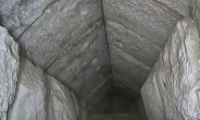 [영상]4500년전 거대 피라미드에 숨겨진 9m 비밀 통로…그 끝은?