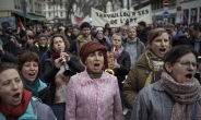 프랑스 상원, 반대 시위 속 연금개혁법안 1차 통과