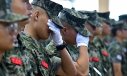 손발 안맞는 국방부·해병대…故 채수근 상병 순직 설명 두고 엇박자