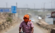 ‘살인적인 날씨’ 섭씨 50도 낮 기온 계속…인도 비상