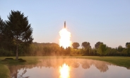 北 ‘궁극의 미사일’ 다탄두 시험 성공 주장…軍 “과장된 얘기”