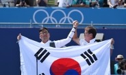 한국양궁, 사상 첫 올림픽 5종목 석권…김우진, 남자 첫 3관왕[파리2024]