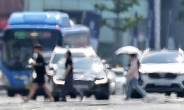 한낮에는 최고 35도…강원 영동·경상권은 강풍에 비소식도