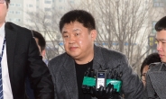 <포토뉴스>검찰 출두하는 강동희 감독 '돈 한푼도 안받았다'