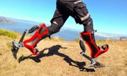 생체공학 신발 발명…“시속 70km 달리는 타조에서 영감 얻어”