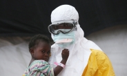 “에볼라 억제? 사람도 돈도 없다…한달 뒤 바닥” WHO의 호소