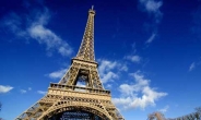 “파리 에펠탑 보이면 ‘셀카’부터…”