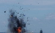 [영상] 인도네시아, 불법어로 외국 선박 41척 폭파