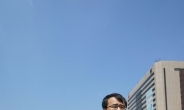 “청와대 기사가 왜 맨 뒤야?” 항의전화한 이정현 靑 전 홍보수석에 언론노조 ‘방송법 위반’ 고발
