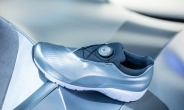 BMW, 콘셉트카 ‘지나(GINA)’ 닮은 신발 공개