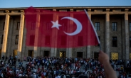 터키 “쿠데다 배후 귤렌 인도하라”…美 “증거 있어야”