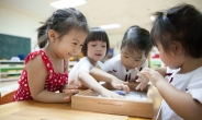 중국어부터 코딩 유치원까지…과해지는 맘들의 교육 전쟁