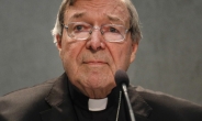 “측근 성범죄 혐의…프란치스코 교황에 큰 위기”