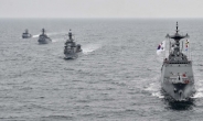 해군, 일본에 제주관함식서 ‘욱일기’ 대신 ‘태극기’ 게양 요청