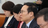 홍영표 “유치원 3법, 한국당 반대하면 패스트트랙으로 처리 추진”