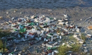쓰레기 돌고 돌다 결국 바다로…180개국 플라스틱 폐기물 이동 금지 협약