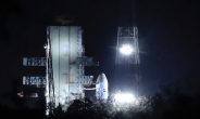 인도 ‘세계 4번째 달 착륙국’ 여정, 발사 56분 전 잠정 보류