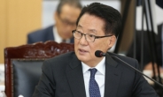 박지원 “조국 자진사퇴나 지명철회 가능성 없다”