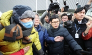 발끈한 한국당, '황교안 단식텐트' 철거 말한 靑앞서 '대책회의'