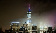 [속보] 118개국, 국제 인적교류 전면적 중단…뉴욕엔 ‘전쟁’ 상징 빛 점등