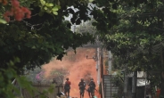 ‘폭력중단’ 합의가 무슨 소용…미얀마 군경, 합의 다음날에도 실탄 쏘고 체포·구금