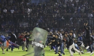 129 dead after fans stampede to exit Indonesian soccer match