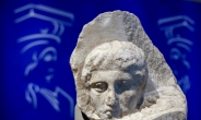 교황, 바티칸에 있던 파르테논 조각품 3점 그리스에 돌려줘