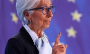 유럽중앙은행 총재 “큰 충격 없으면 곧 금리 인하”…美보다 먼저 완화하나