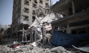 가자 전쟁 재격화...병원엔 ‘시신 수백 구’