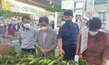 나주 동강농협 이동현조합장 초당옥수수 대형유통업체 판매 장려