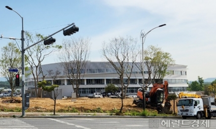 전남도청 '2청사 격' 동부지역본부 조직개편안 4개국 320명