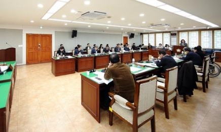 ‘폭행·스토킹’ 혐의 김제시 유진우 의원 제명 의결